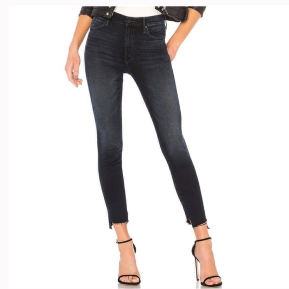 Mother The Stunner Zip Two Step Ankle
Fray Jeans sz 23